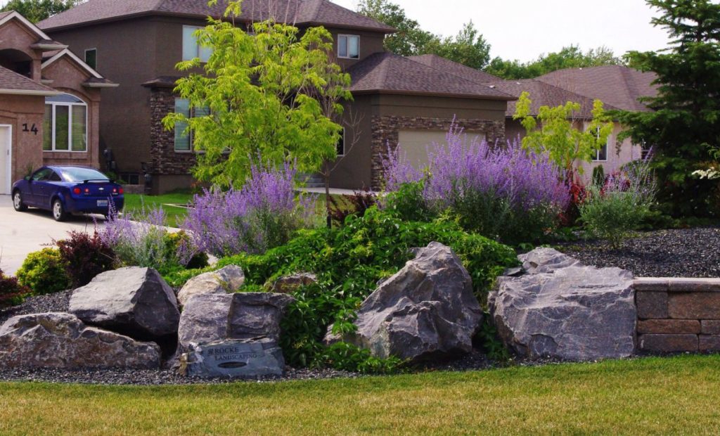 Boulders In Landscape Design Part 1 Your Winnipeg Landscaping Experts   Boulder Retaining Wall B. Rocke Landscaping Winnipeg Manitoba 1024x620 